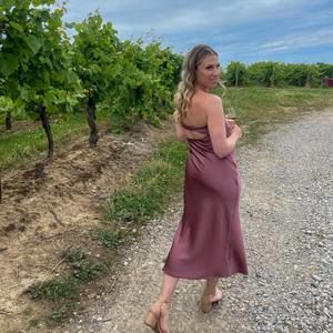 Meet your Posher, Danielle